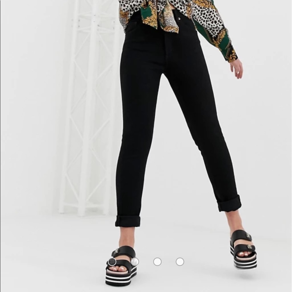 Monki Moop jeans in black